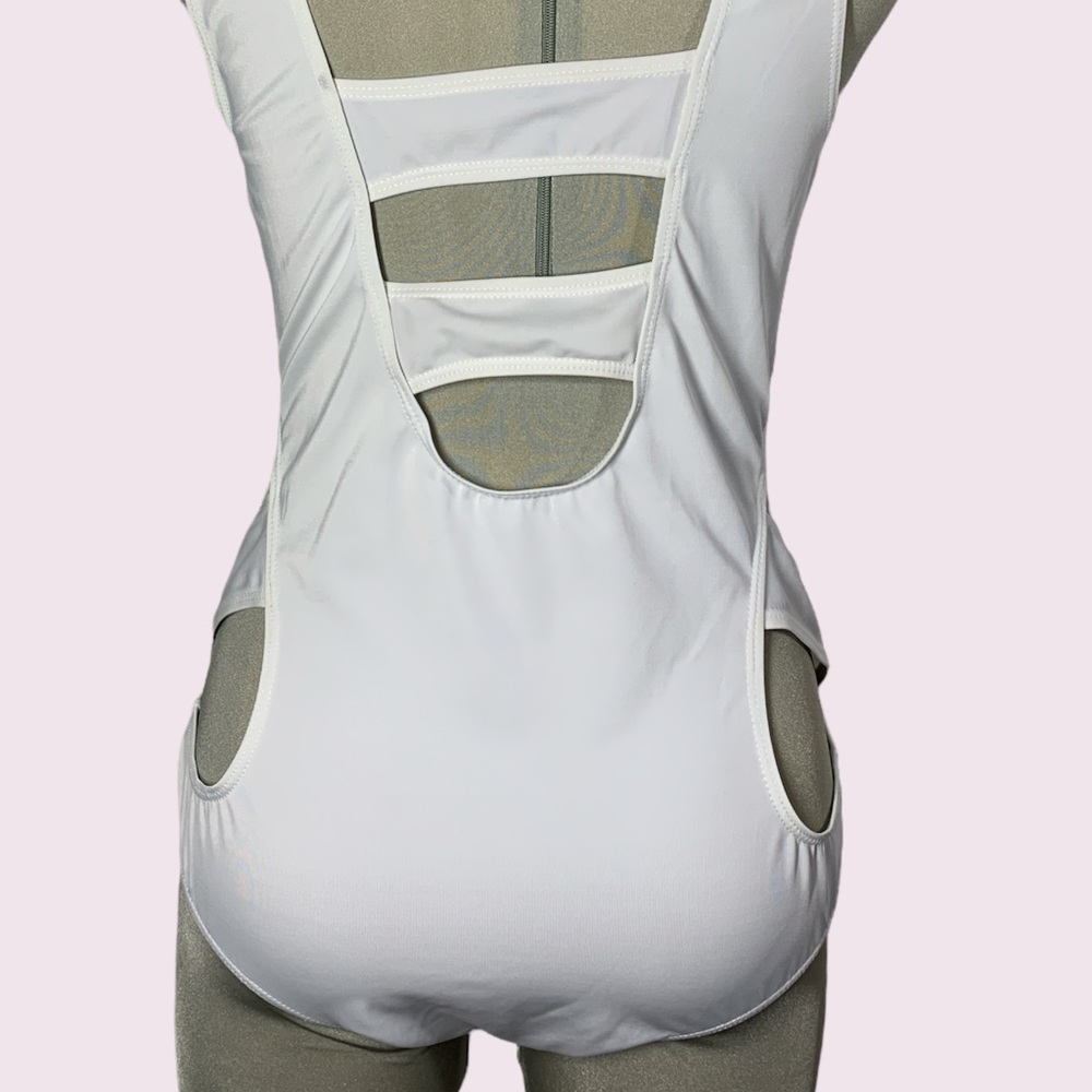 White  Custom Designer  One Piece Swimsuit Size XL - Picture 6 of 14